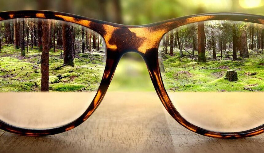 8 вредных привычек, которые убивают ваше зрение